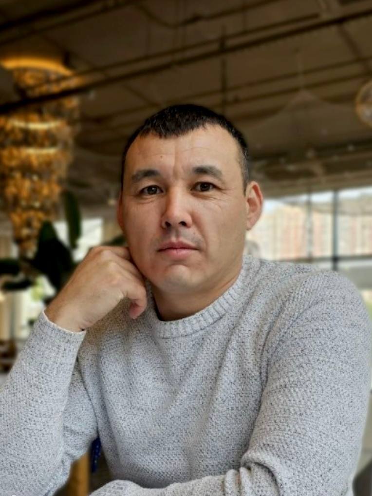 Автоинструктор Куаныш Ашимбаев